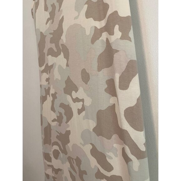 Sleeveless Beige Camo Tank Dress By Olive+Oak Size M With Asymmetrical Hem - Picture 5 of 7
